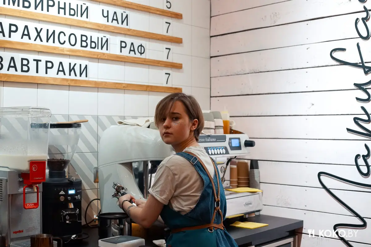 Кофейня «Мануфактура» вернулась с того света в совсем хипстерском дизайне и рафом по 6 рублей - фото - 14