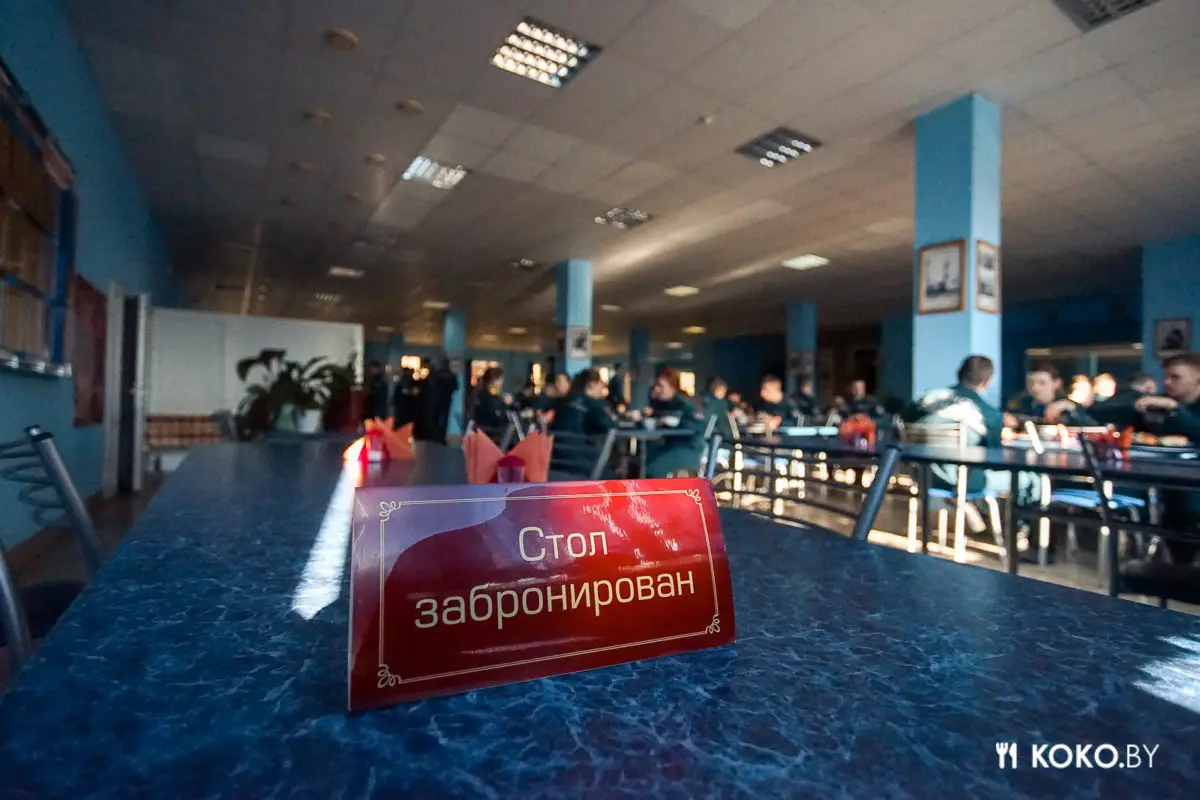 Проверили, чем кормят в столовой Университета гражданской защиты МЧС будущих спасателей - фото - 15