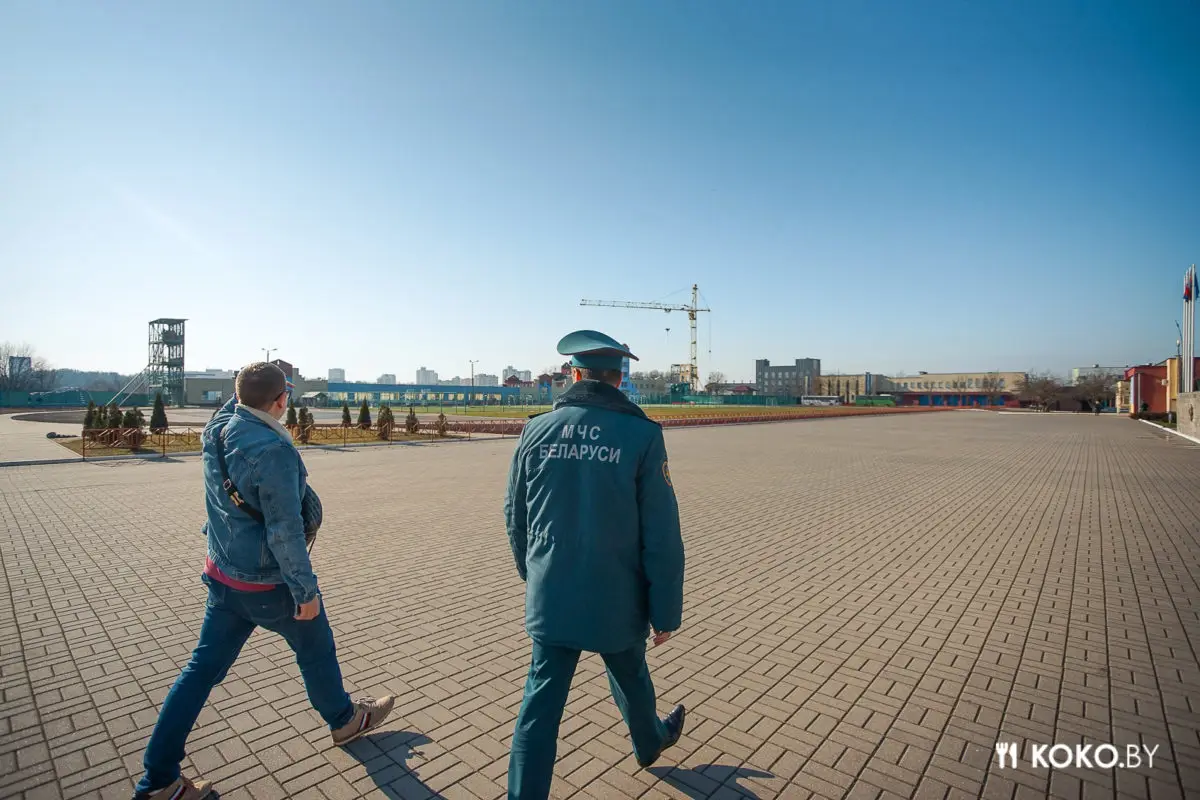 Проверили, чем кормят в столовой Университета гражданской защиты МЧС будущих спасателей - фото - 4