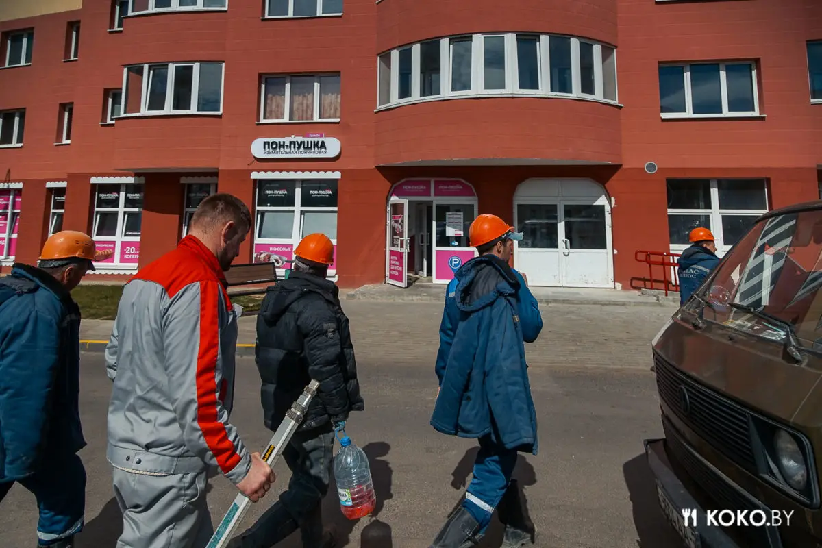 Как выглядят пончики по 1 рублю за четыре штуки в новом кафе «Пон-Пушка» - фото - 3