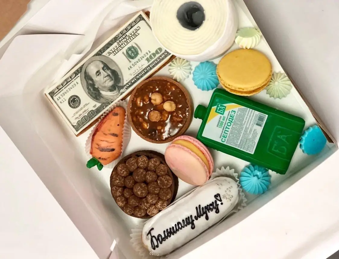 Туалетная бумага, септодез и колбаса - смотрите, что напекли в Cakes.by - фото - 4