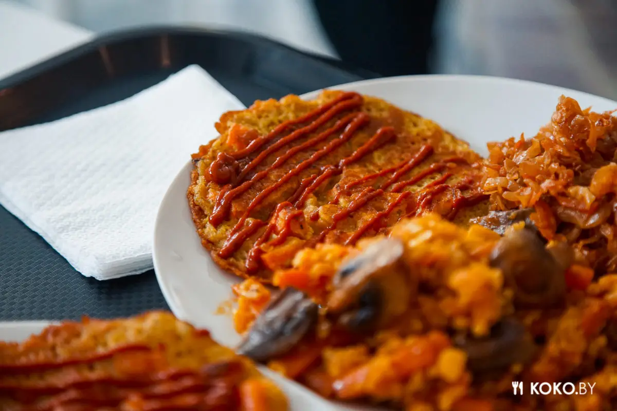 Первая «Новая Столовая» для тех, кто боится мяса, сахара и любит полезные десерты - фото - 21