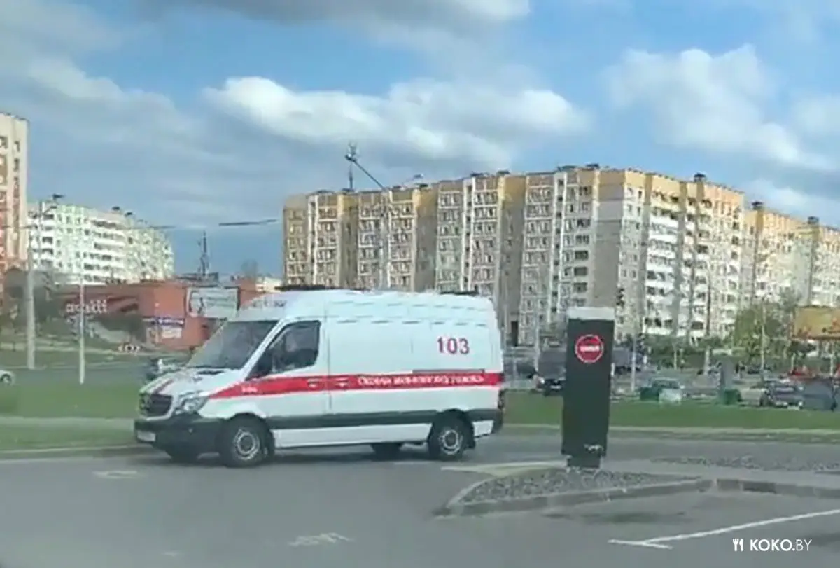 Рестораны «МакДональдс» бесплатно кормят врачей скорой помощи - фото - 1