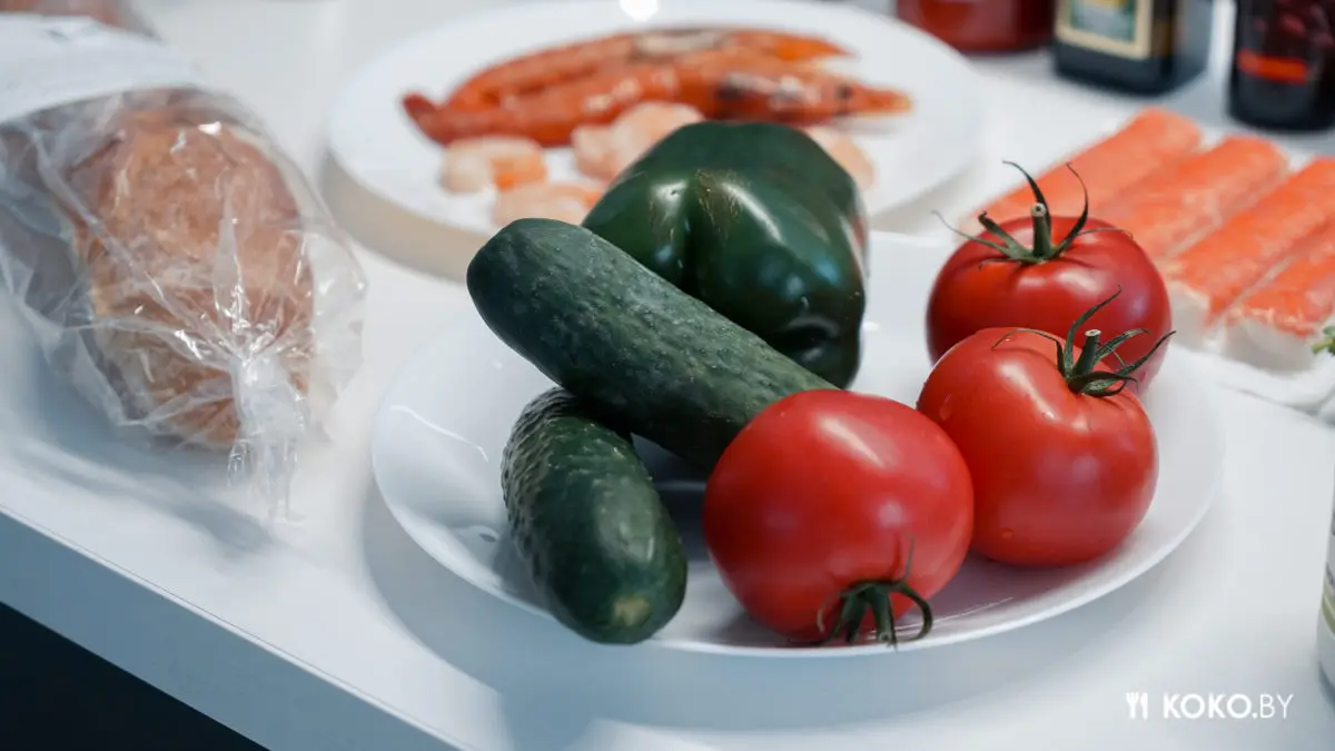 Готовим за 20 минут гаспачо - самый простой и вкусный летний суп в мире! - фото - 4