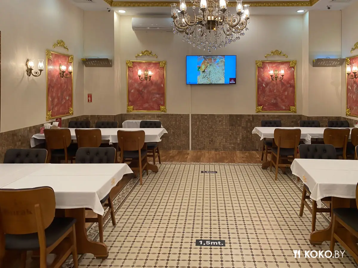 Чья кухня круче? Стейки Нусрета или килограммовые куры Бурака - фото - 25