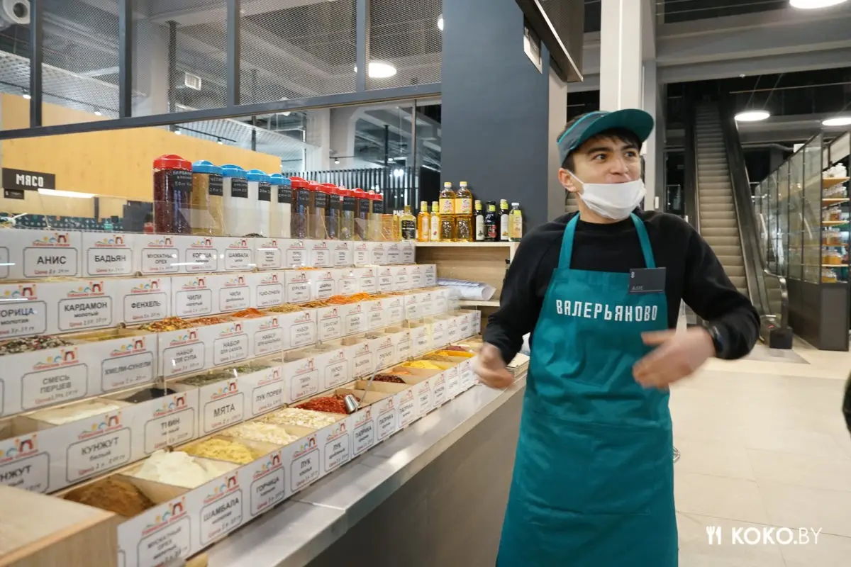 За вызревшими стейками по 18 рублей в новый продуктовый рынок «Валерьяново» - фото - 47