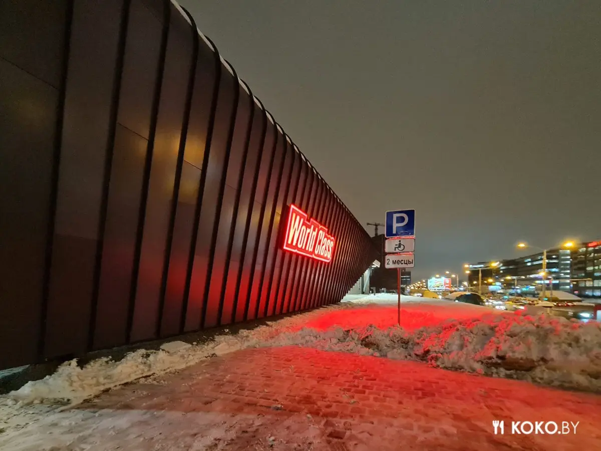 Показываю, что внутри нового премиум фитнес-клуба «World Class» за 8 000 000 долларов - фото - 3
