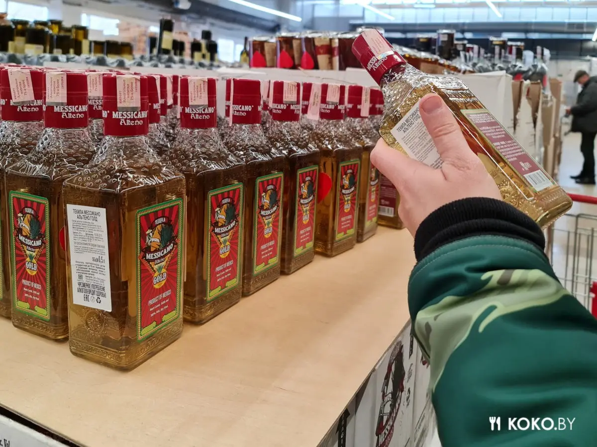 Приехали на закупы в жёсткий дискаунтер «Светофор», чтобы понять, откуда такие очереди - фото - 9