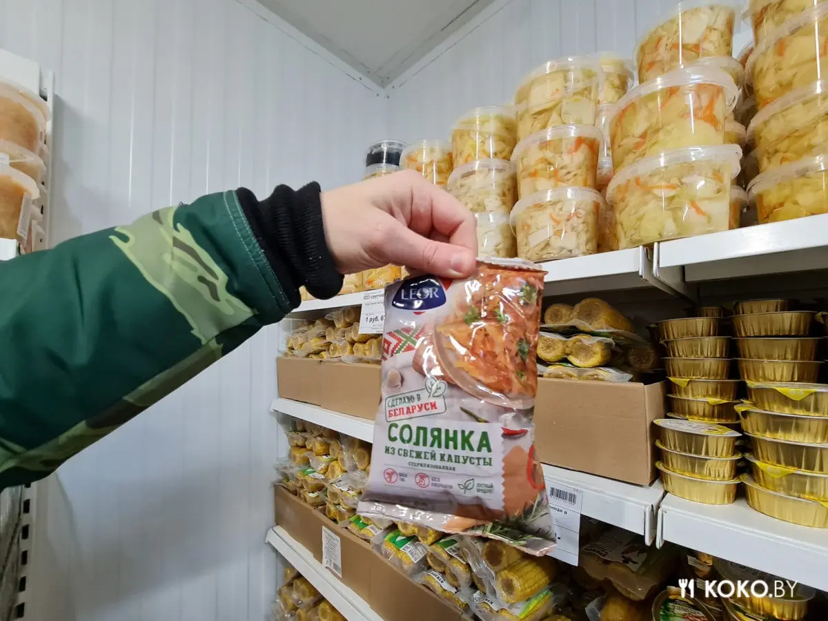 Приехали на закупы в жёсткий дискаунтер «Светофор», чтобы понять, откуда такие очереди - фото - 54
