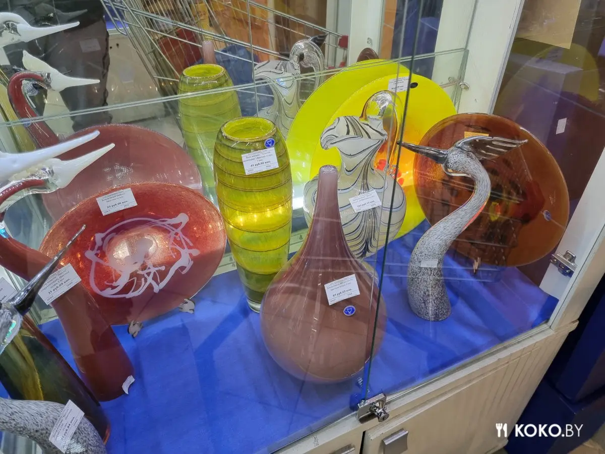 Это бабушкин сервиз? Что полезного можно унести домой из магазина стеклозавода «Неман» - фото - 36