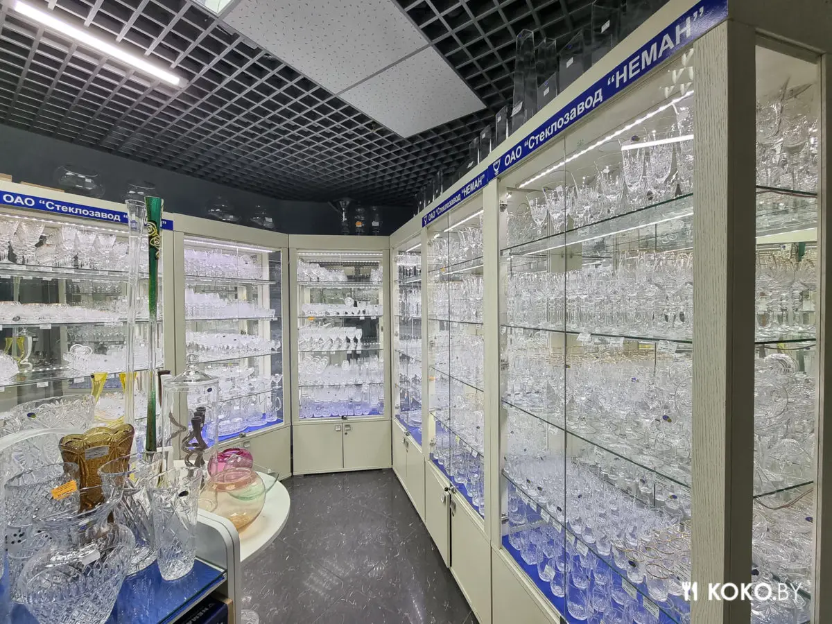 Это бабушкин сервиз? Что полезного можно унести домой из магазина стеклозавода «Неман» - фото - 10