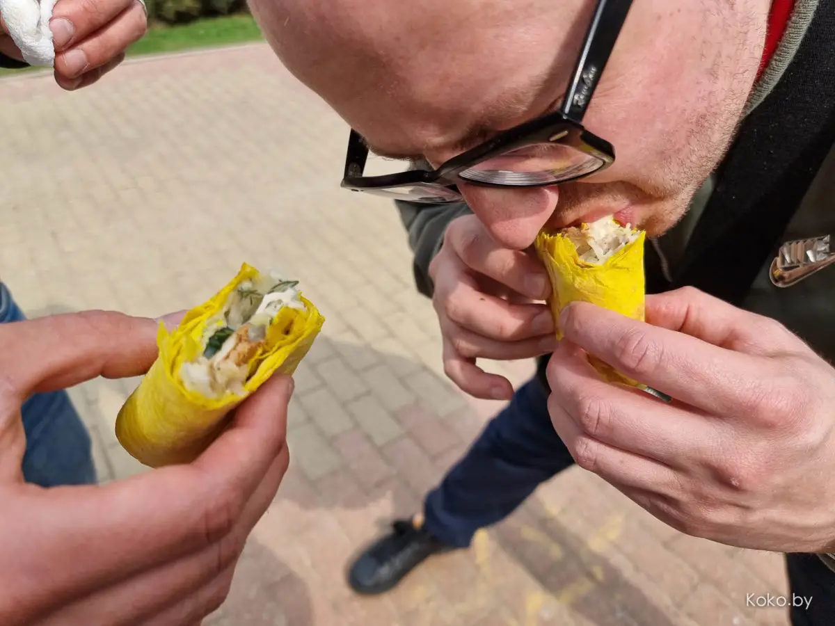 Контрольная закупка. Сколько сейчас стоит и из чего готовят самую дешёвую шаурму - фото - 27