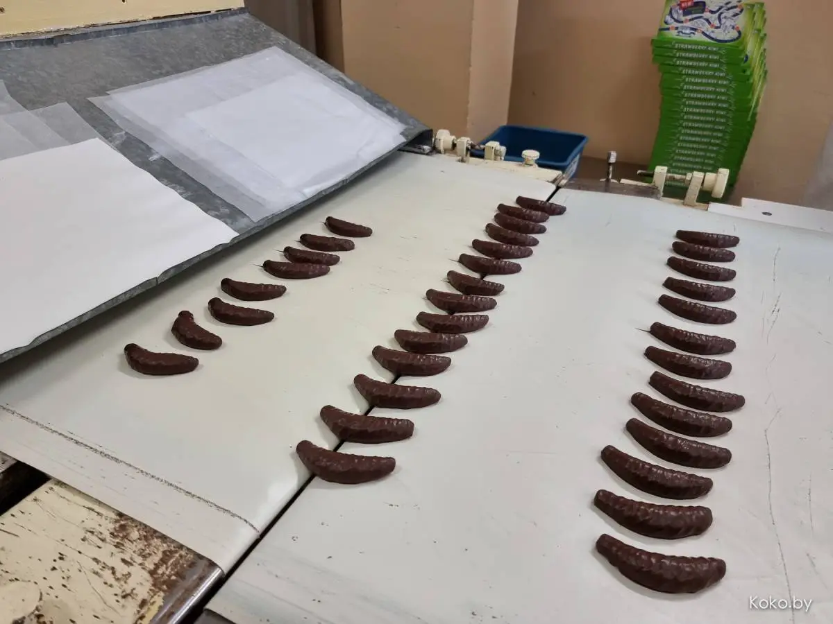 Не слипнется! Один день на производстве самого популярного зефира от «Красного Пищевика» - фото - 33