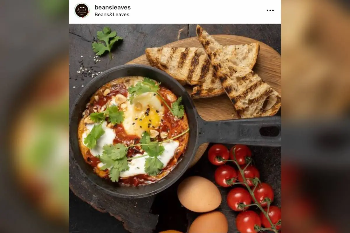 Шакшука. Раскрываю секрет приготовления вкусного и быстрого завтрака дома, как в ресторане - фото - 4