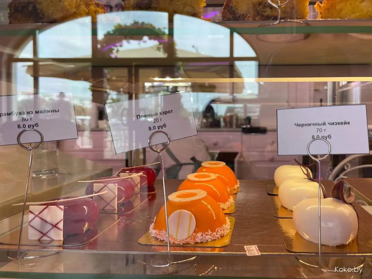 В Маяк Минск открыли очень мимишную кофейню «Кафе Пион». Вангую много фото в Инстаграм - фото - 20