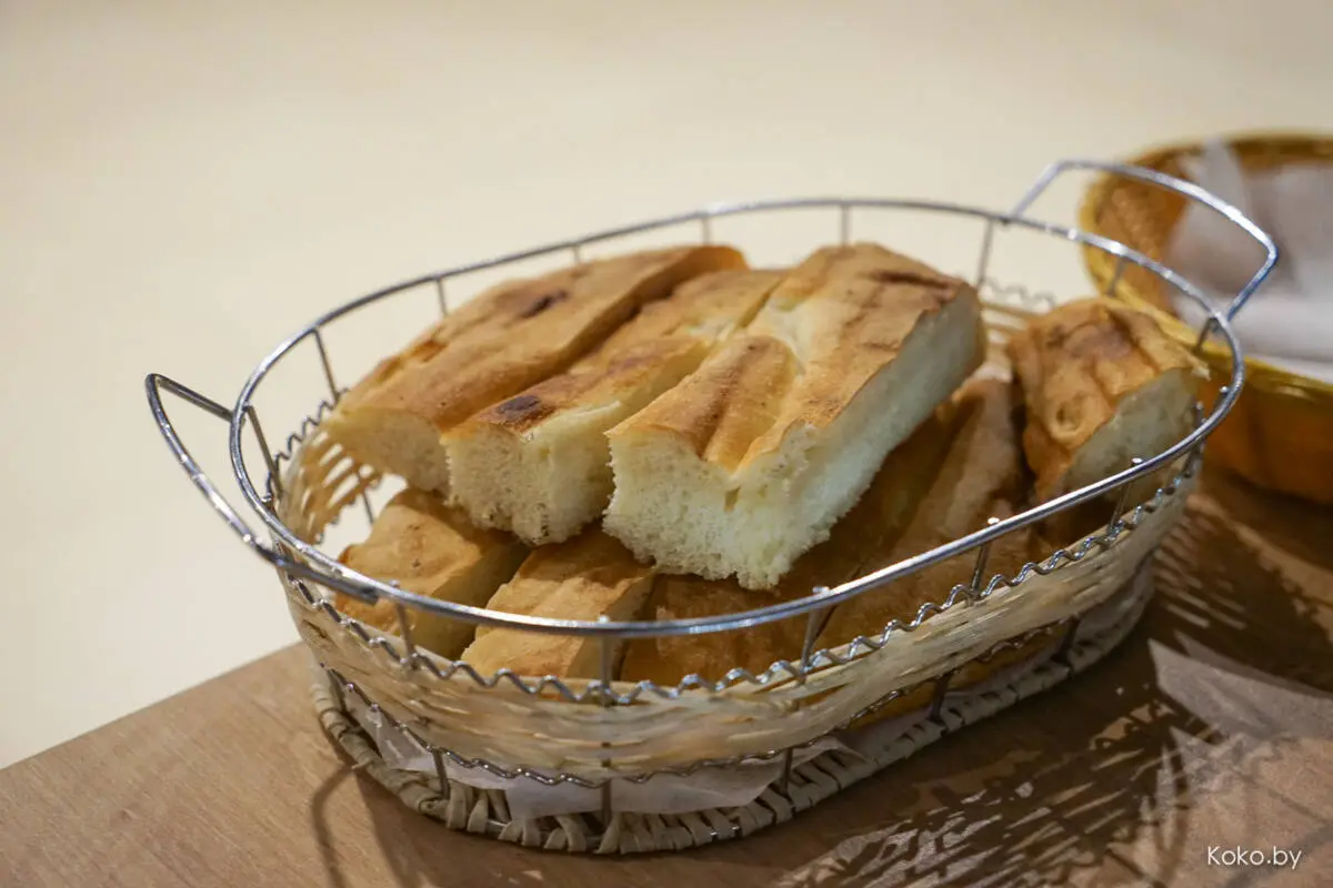 Лавка швейцарского сыра и грузинская шашлычная на втором этаже рынка «Валерьяново» - фото - 19