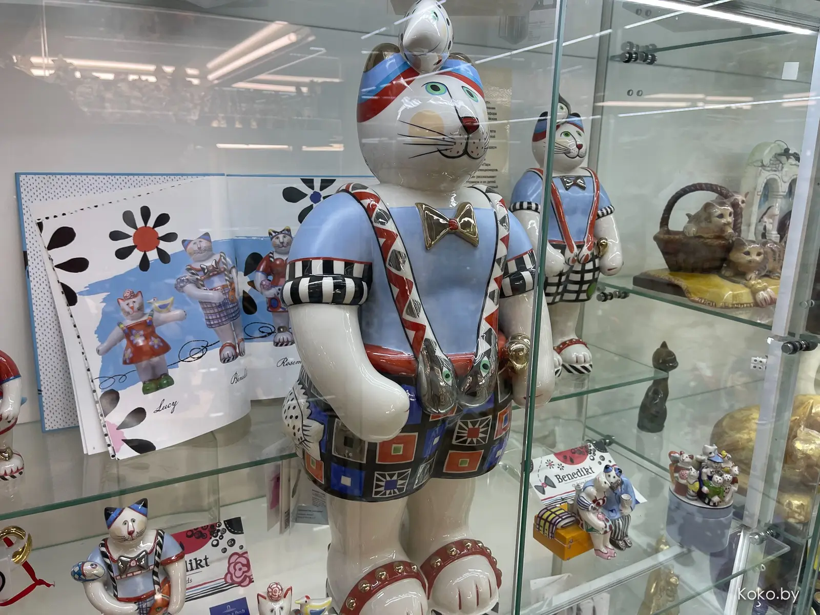 Арт-галерея «Котовасия», где кроме мяукающих котиков более 7000 экземпляров котов со всего мира - фото - 39