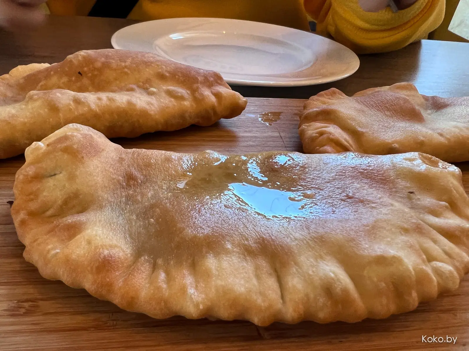 Выяснил, где в Минске жарят самые вкусные чебуреки от 2р до адских 38р в ресторане! - фото - 24