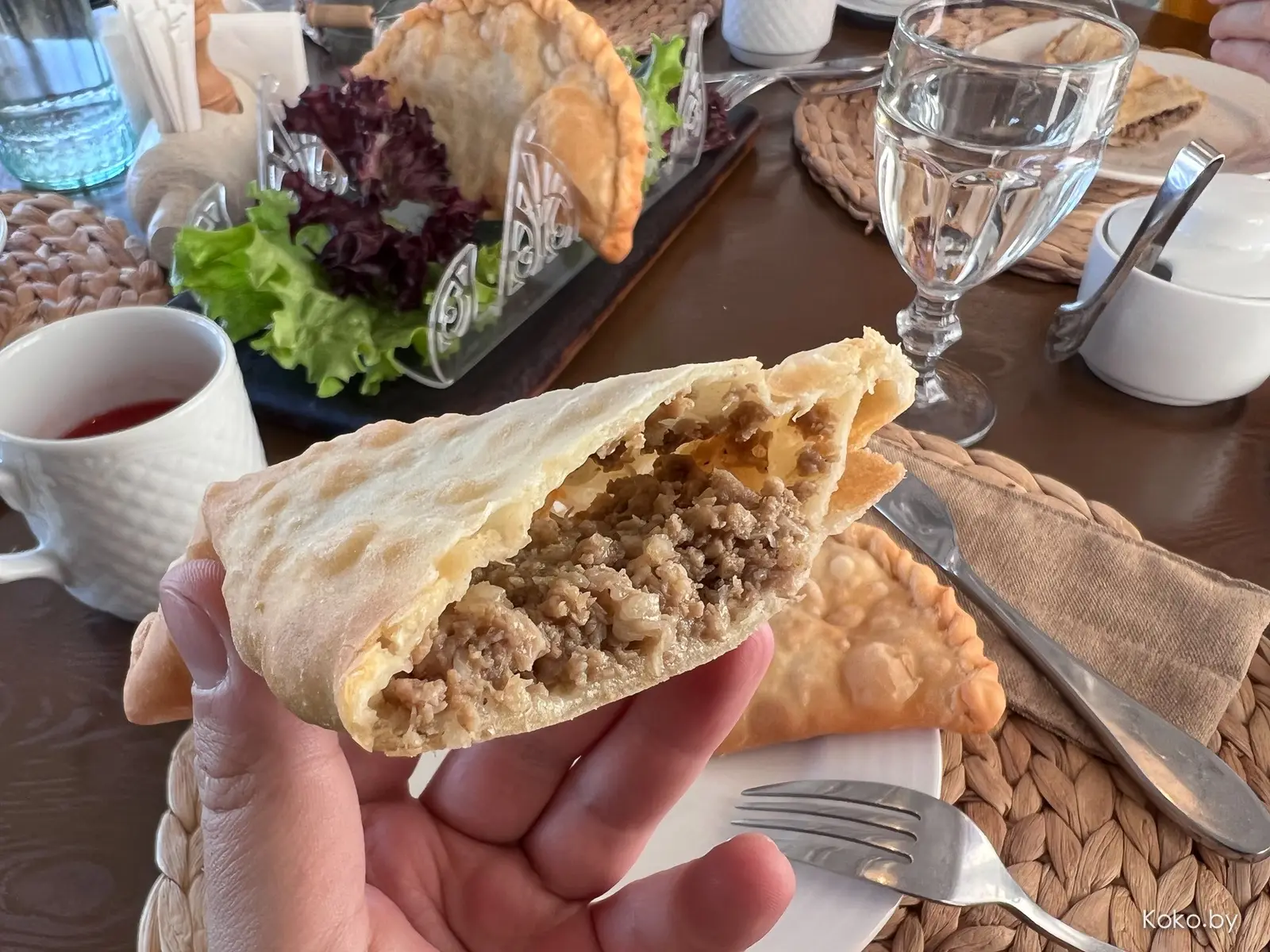 Выяснил, где в Минске жарят самые вкусные чебуреки от 2р до адских 38р в ресторане! - фото - 36