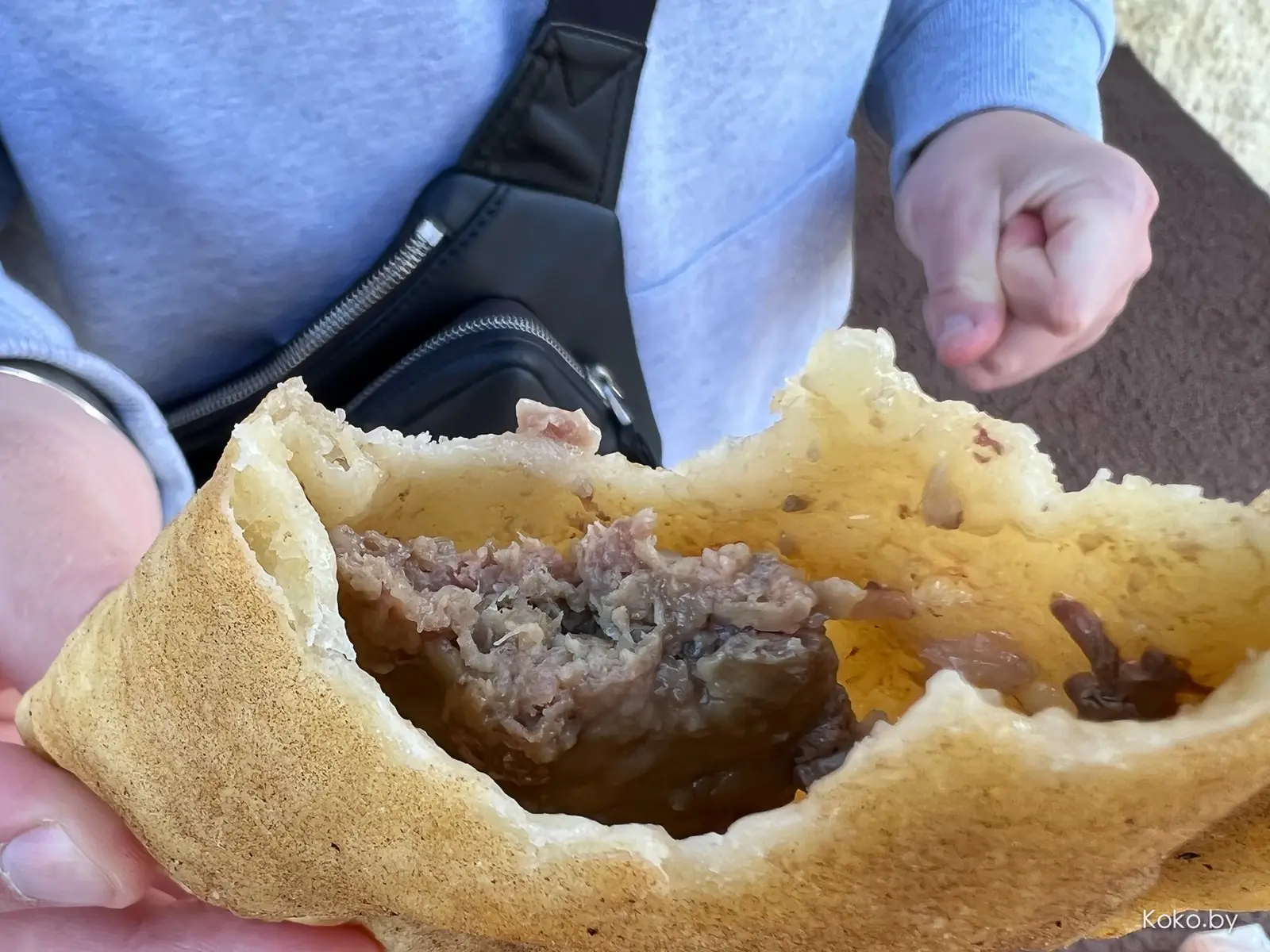 Как на вкус знаменитые на весь район смиловичские чебуреки - фото - 29