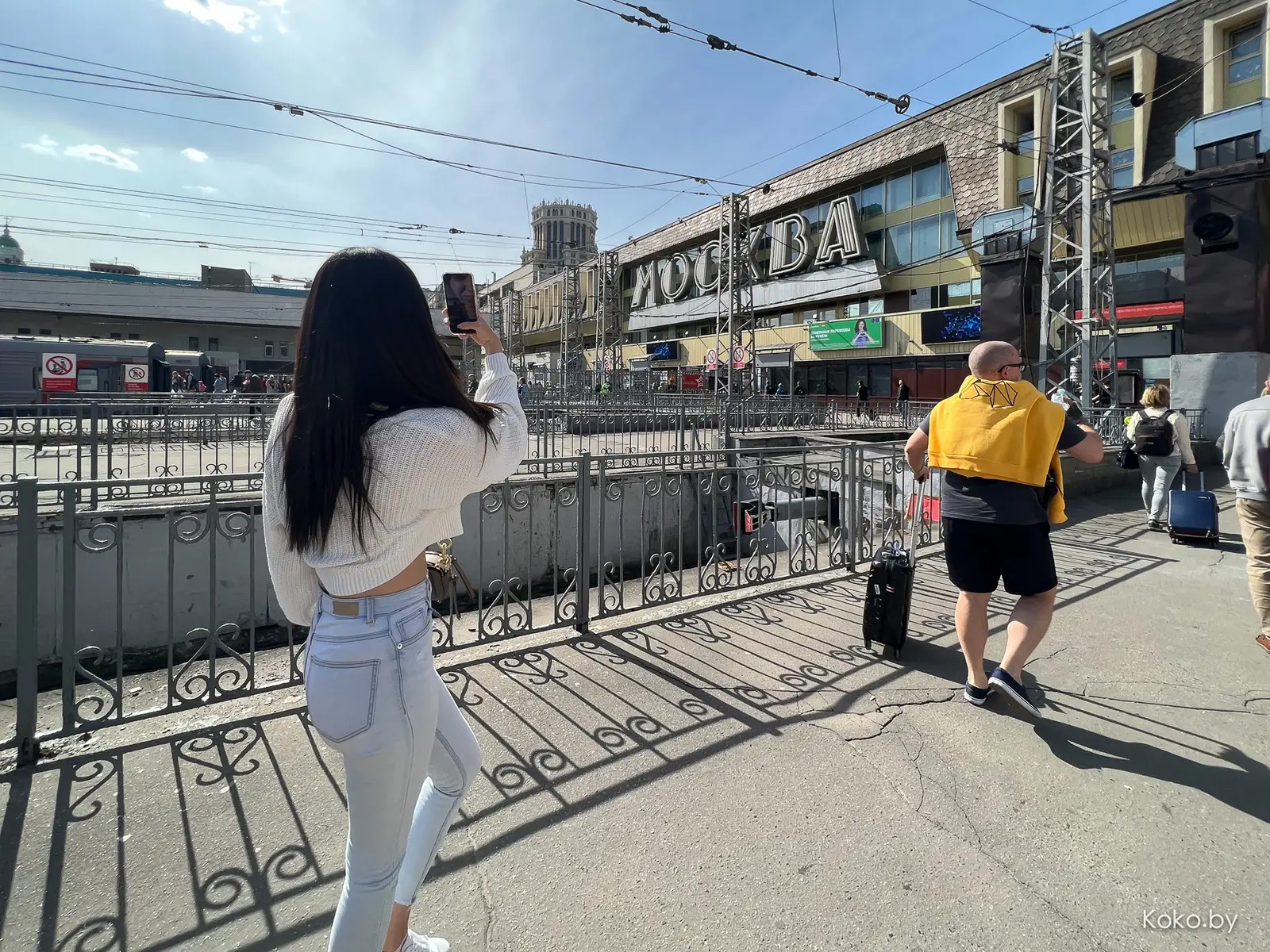 Как они там выживают? Прошёлся по заведениям Москвы, посмотрел на цены. Цените Минск! - фото - 2
