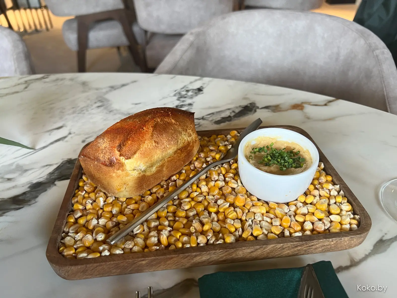 Чем кормят в новом, с пометкой свободной кухни, ресторане «Моджо» напоминающем «Фабрик» - фото - 19