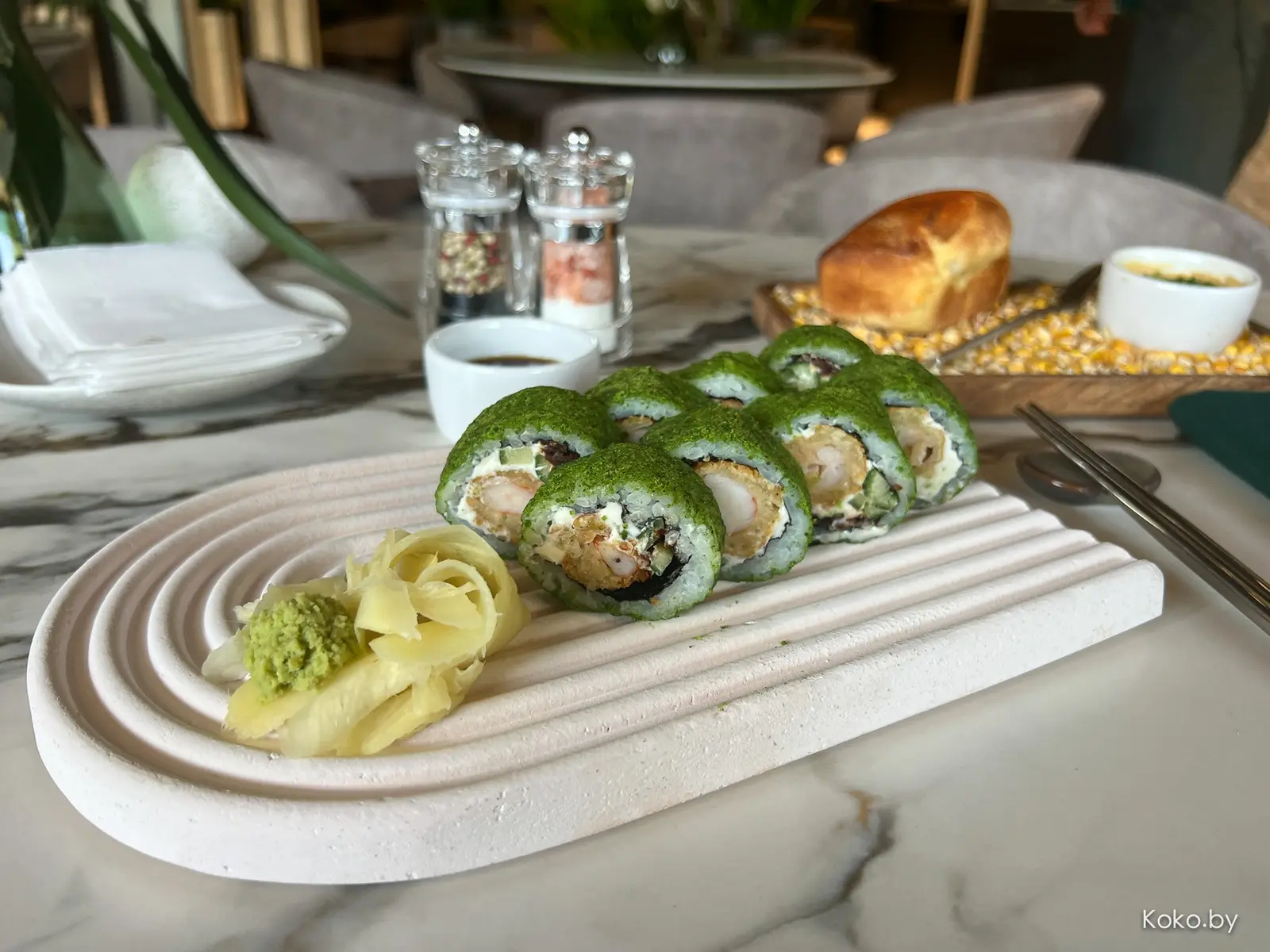 Чем кормят в новом, с пометкой свободной кухни, ресторане «Моджо» напоминающем «Фабрик» - фото - 23