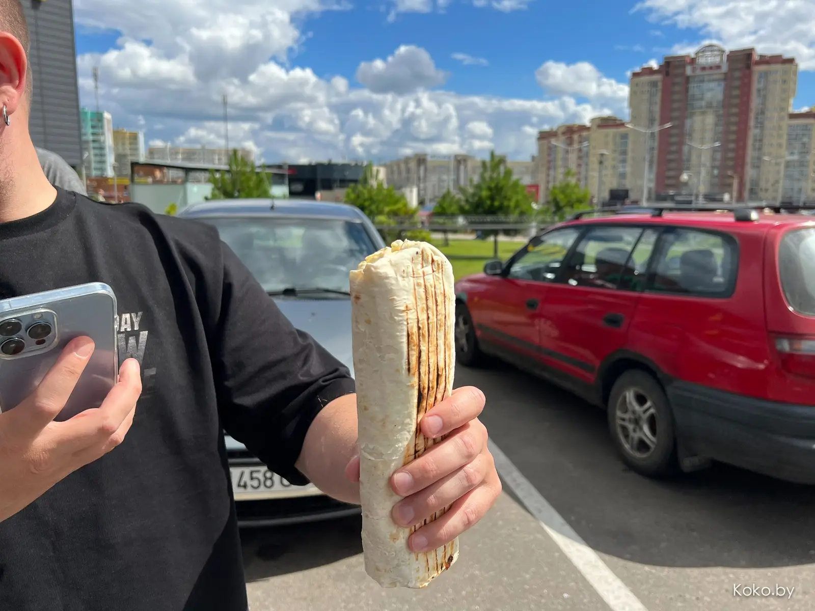 Омерзительная восьмёрка! Тестим разную шаурму по вашим заказам. Где же самая лучшая в Минске? - фото - 11