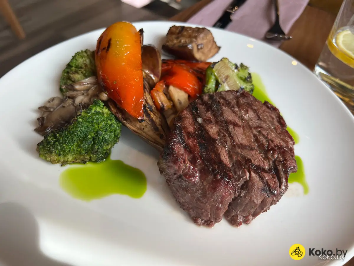 Проверяем, смогут ли приготовить по-человечески мясо в новом гриль-баре «Компания» - фото - 33