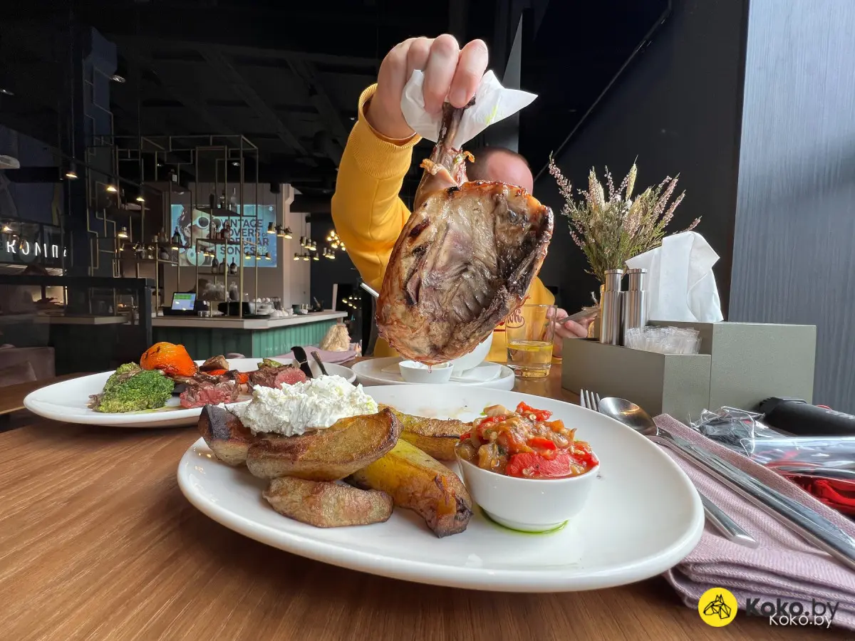 Проверяем, смогут ли приготовить по-человечески мясо в новом гриль-баре «Компания» - фото - 38
