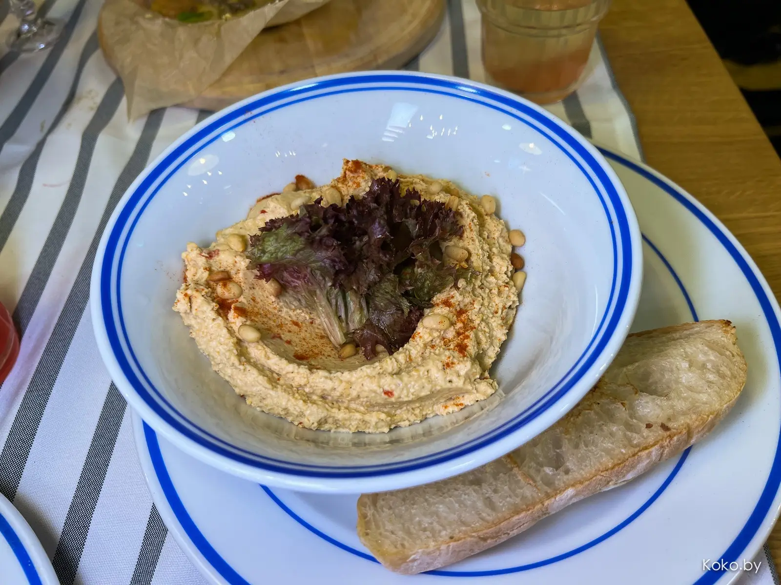 Выпить настойку за 2,50р, вкусно закусить и не бить копилку. Нанесли визит новому кафе «Одесса-мама» - фото - 21