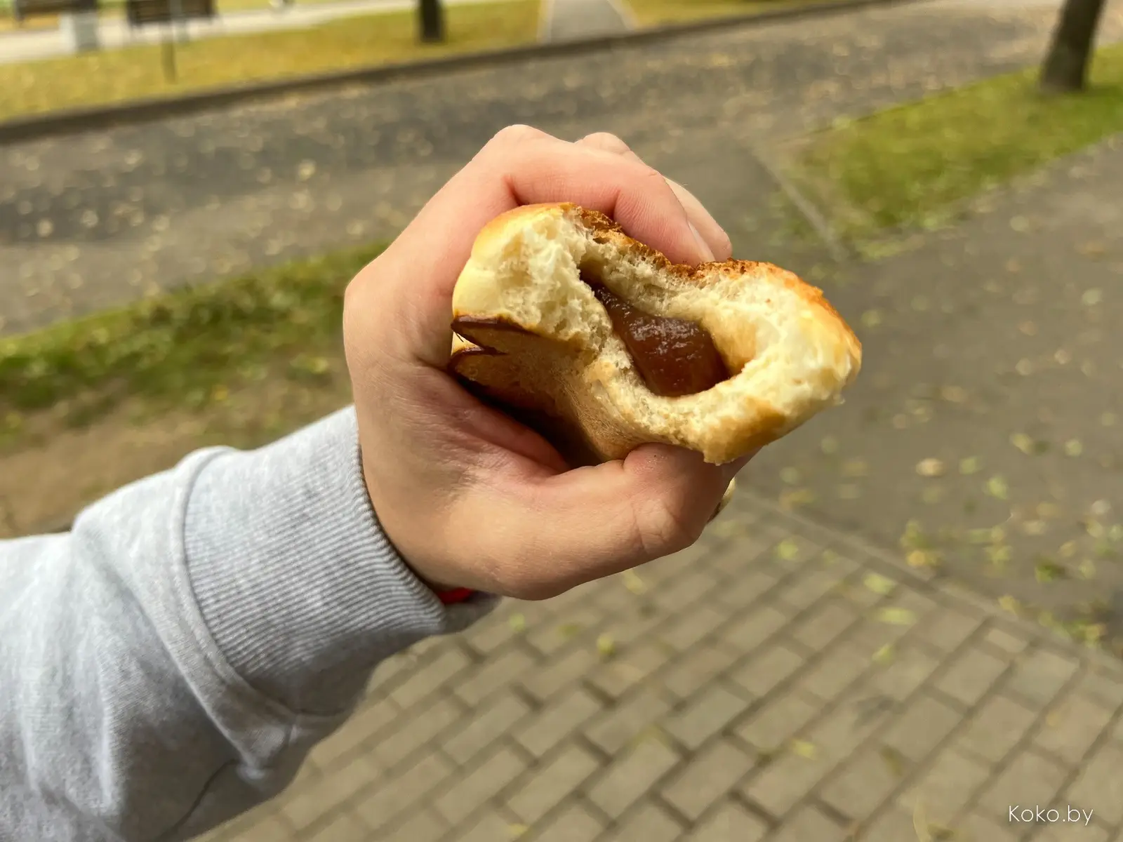 Есть ли еда на Тракторном районе, прошлись по улицам в поисках приключений - фото - 37