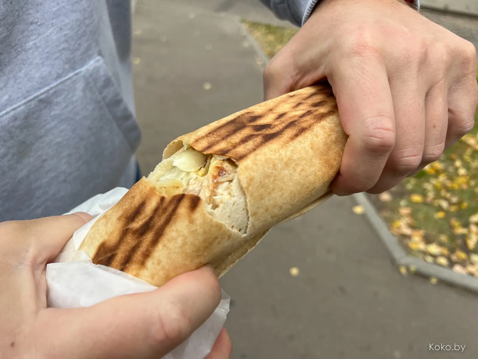 Есть ли еда на Тракторном районе, прошлись по улицам в поисках приключений - фото - 45