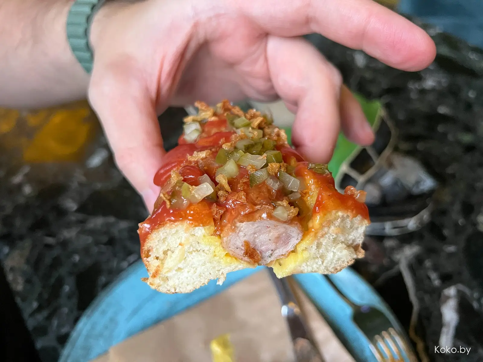 Решил проверить, в каком заведении приготовят самый вкусный хот-дог эвер! - фото - 14