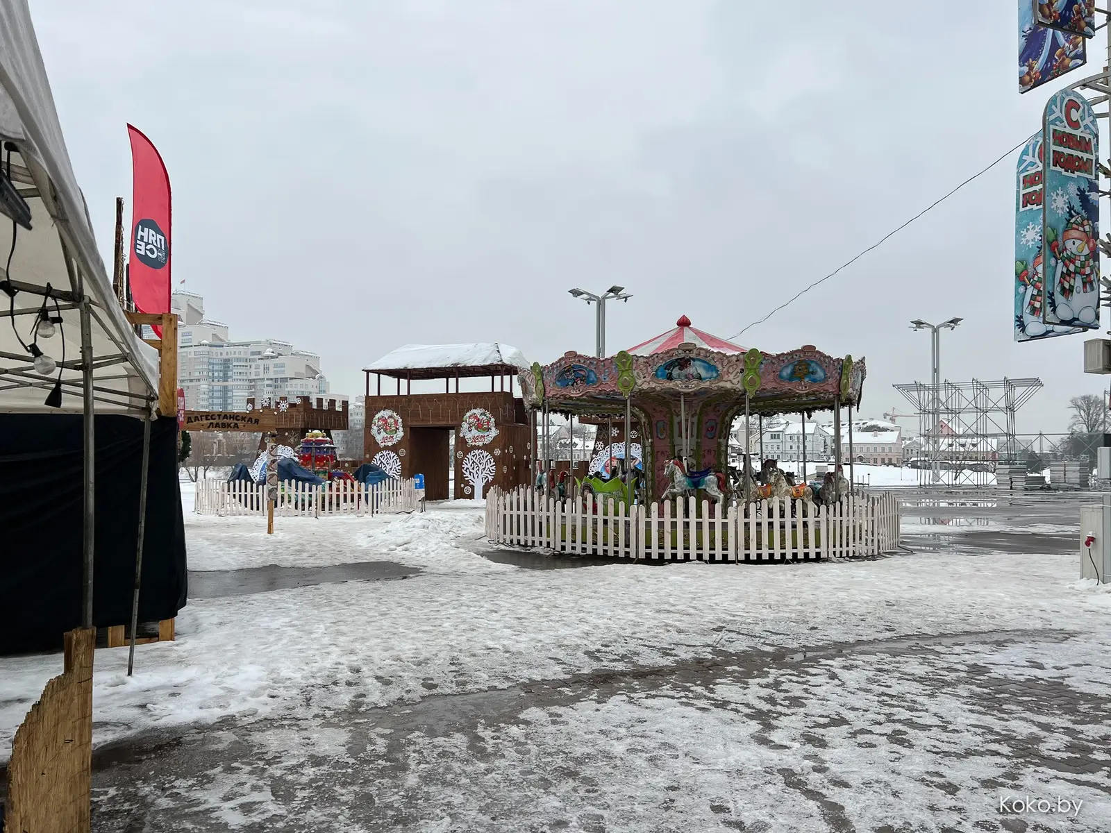 Куда сходить вечером? Прошлись по новогодним ярмаркам, посмотрели цены, попили глинтвейн - фото - 29