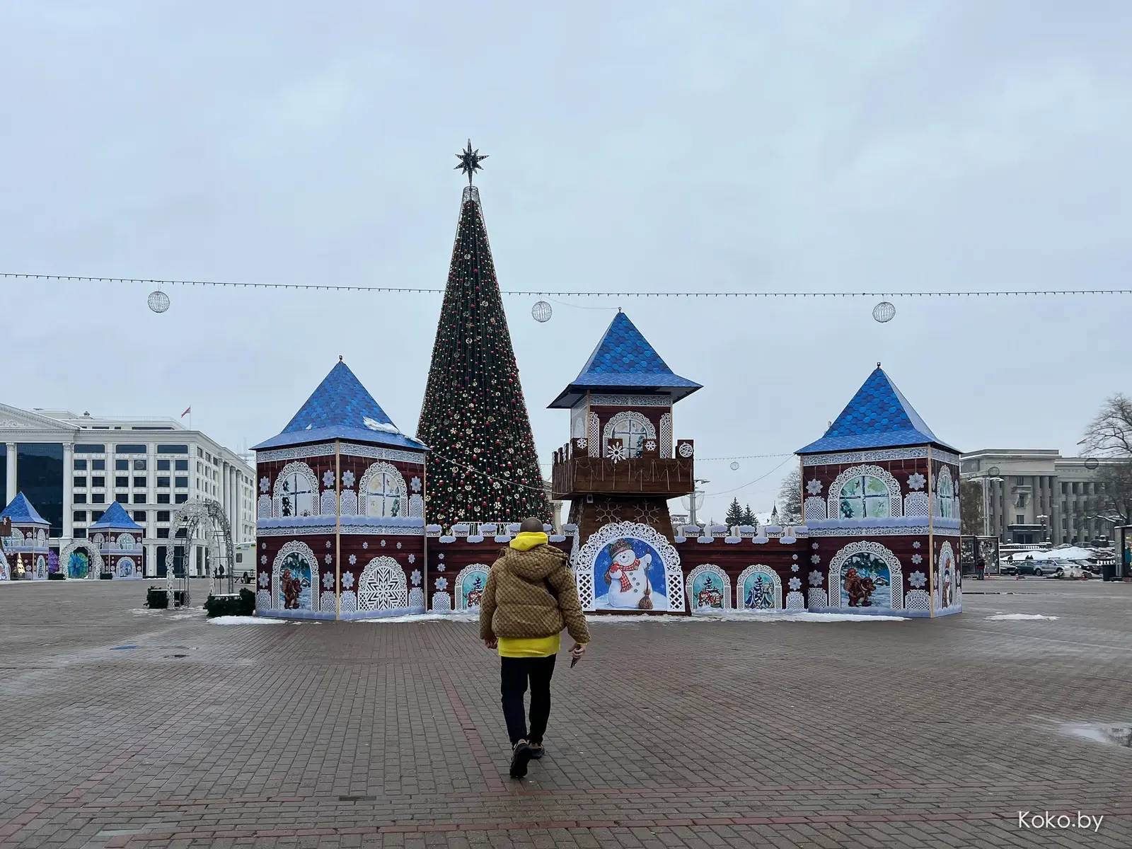 Куда сходить вечером? Прошлись по новогодним ярмаркам, посмотрели цены, попили глинтвейн - фото - 41