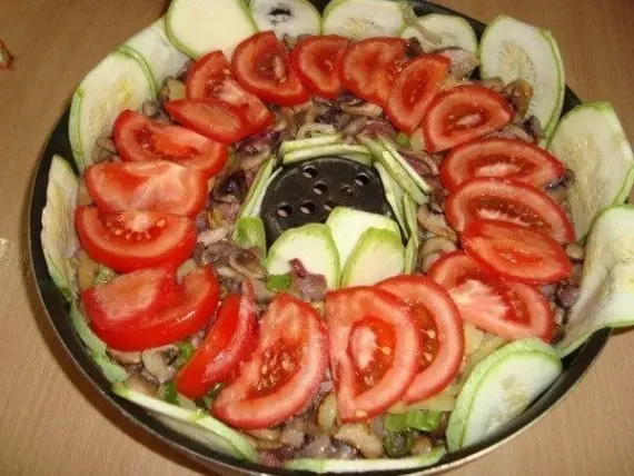 Запеканки: Вкусная кабачковая запеканка