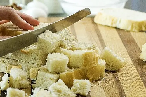 Лига жратвы: ФОТО РЕЦЕПТ: Странный пудинг из хлеба со сливочным соусом на основе Jack Daniels