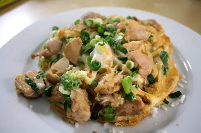 Рецепты: Куриный оякодон по японской рецептуре
