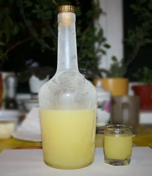 Напитки: ФОТО РЕЦЕПТ: Limoncello – готовим дома итальянский лимонный ликер