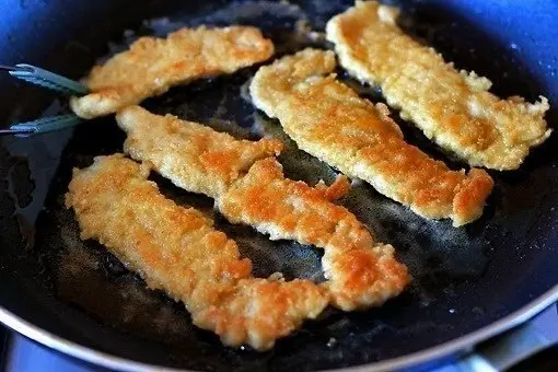 Птица: Хрустящие куриные палочки