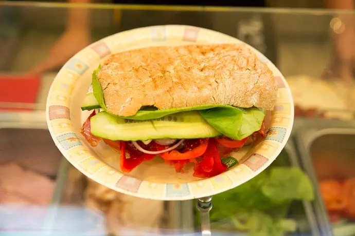 Заведения: Пародия на Subway. Ещё один очаг фаст-фуду в Минске Sandwich Club