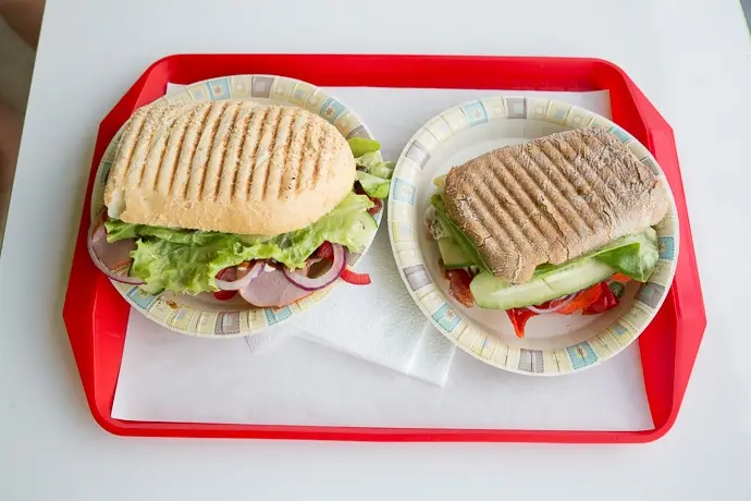 Заведения: Пародия на Subway. Ещё один очаг фаст-фуду в Минске Sandwich Club