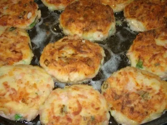 Мясо: Биточки домашний рецепт