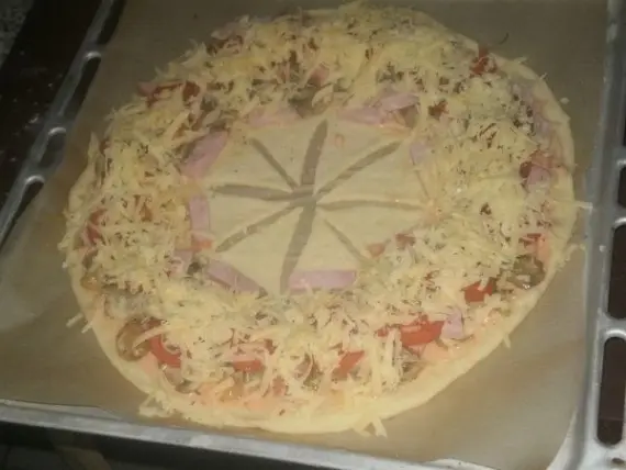 Пицца: Королевская пицца