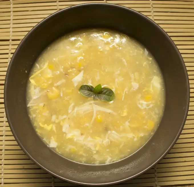 Рецепты: По феншую: Китайский яичный суп с кукурузой