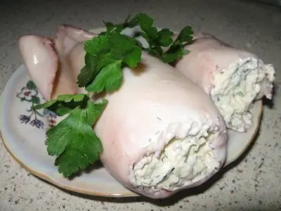 Морепродукты: Фаршированные кальмары