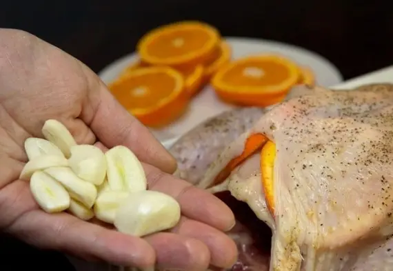 Птица: Курица, запеченная с апельсинами