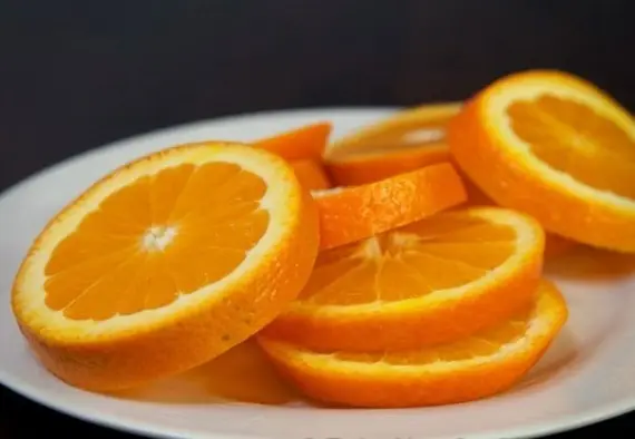 Птица: Курица, запеченная с апельсинами