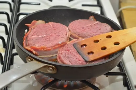 Мясо: ФОТО РЕЦЕПТ: Медальон из говядины